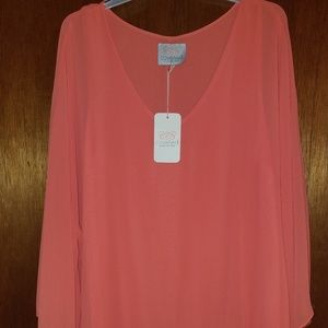 NWT  Coveted Clothing Womans Coral Top Sz Large